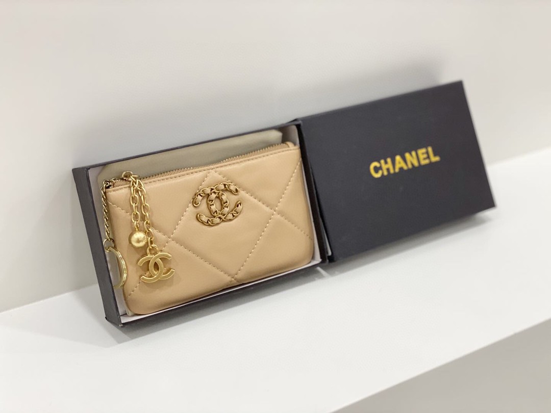 芸能人愛用Chanel シャネル 実物の写真 N品スーパーコピー財布代引き対応国内発送後払い安全必ず届く優良サイト